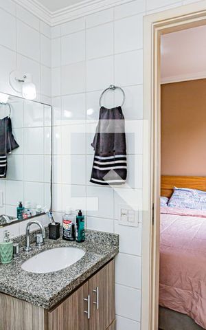 Apartamento à venda com 65m², 3 quartos e 1 vaga Apartamento à venda com 65m², 3 quartos e 1 vagaBanheiro suite