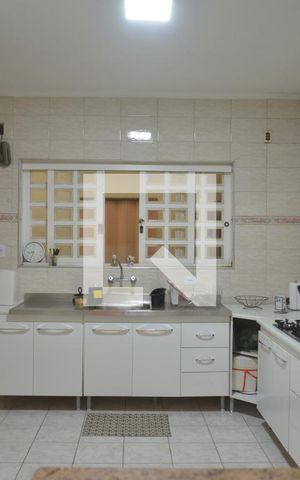 Casa para alugar com 720m², 5 quartos e 3 vagasCozinha