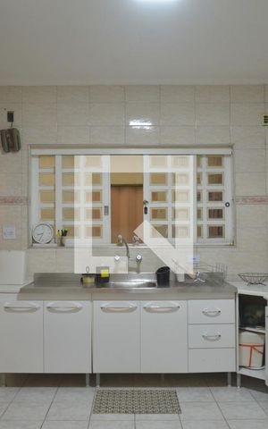 Casa para alugar com 720m², 5 quartos e 3 vagasCozinha