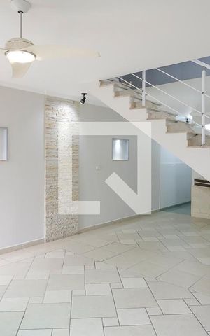 Casa à venda com 200m², 3 quartos e 5 vagasSala