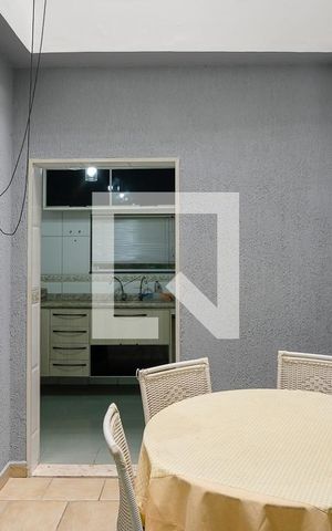 Casa à venda com 200m², 3 quartos e 5 vagasVaranda 2