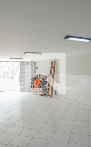 Casa à venda com 200m², 3 quartos e 5 vagasGaragem