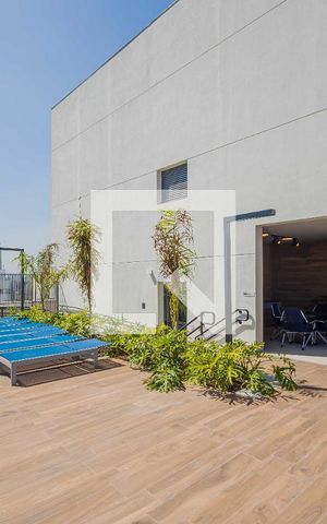 Studio para alugar com 27m², 1 quarto e sem vagaPiscina