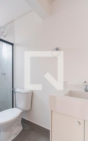 Studio à venda com 30m², 1 quarto e sem vaga Studio à venda com 30m², 1 quarto e sem vagaBanheiro