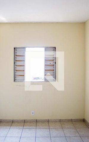 Casa para alugar com 45m², 1 quarto e sem vagaQuarto