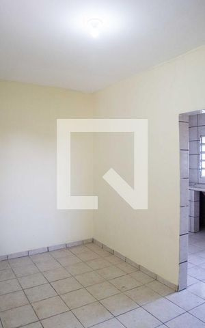 Casa para alugar com 45m², 1 quarto e sem vagaSala