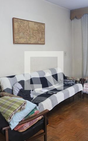 Casa para alugar com 180m², 3 quartos e 2 vagasSala