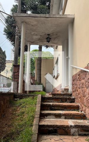 Casa para alugar com 180m², 3 quartos e 2 vagasEntrada