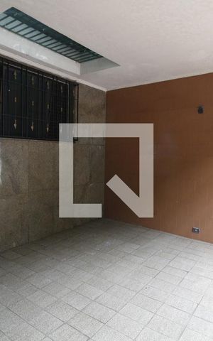 Casa à venda com 136m², 2 quartos e 1 vagaGaragem