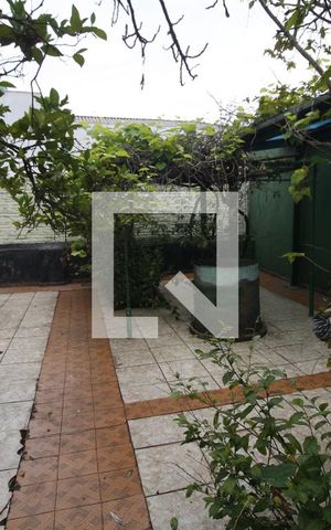 Casa à venda com 136m², 2 quartos e 1 vagaJardim