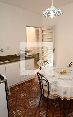 Casa à venda com 150m², 2 quartos e 2 vagasCozinha