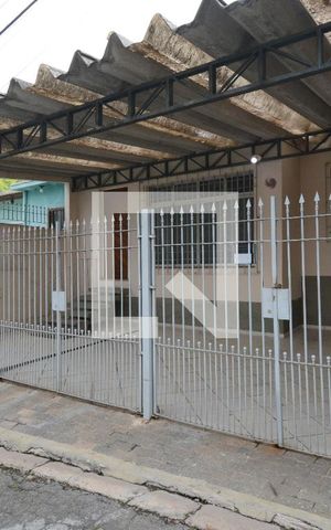 Casa à venda com 150m², 2 quartos e 2 vagasFachada