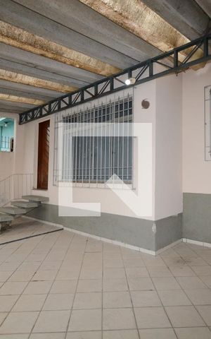 Casa à venda com 150m², 2 quartos e 2 vagasGaragem