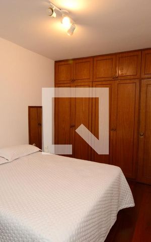 Casa à venda com 150m², 2 quartos e 2 vagasSuíte