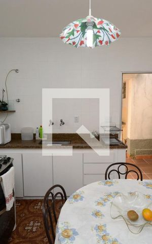 Casa à venda com 150m², 2 quartos e 2 vagasCozinha