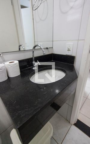Apartamento para alugar com 45m², 2 quartos e 1 vaga Apartamento para alugar com 45m², 2 quartos e 1 vagaBanheiro