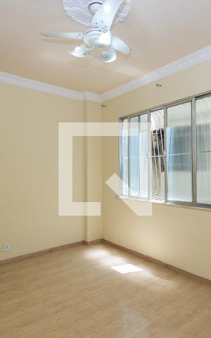 Apartamento à venda com 70m², 2 quartos e sem vaga Apartamento à venda com 70m², 2 quartos e sem vagaSala