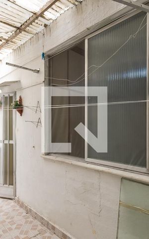 Apartamento à venda com 70m², 2 quartos e sem vaga Apartamento à venda com 70m², 2 quartos e sem vagaVaranda