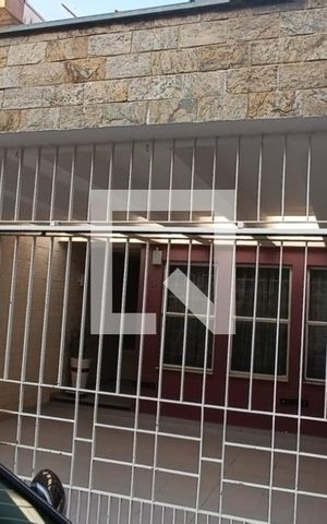 Casa à venda com 200m², 2 quartos e 2 vagasPlaquinha