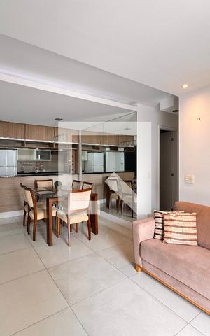Apartamento à venda com 70m², 2 quartos e 1 vaga Apartamento à venda com 70m², 2 quartos e 1 vagaSala