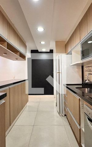 Apartamento à venda com 70m², 2 quartos e 1 vaga Apartamento à venda com 70m², 2 quartos e 1 vagaCozinha