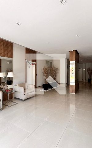 Apartamento à venda com 70m², 2 quartos e 1 vaga Apartamento à venda com 70m², 2 quartos e 1 vagaHall social