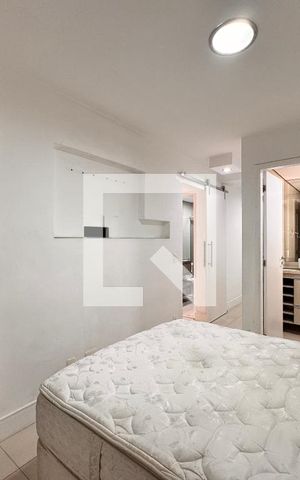 Apartamento à venda com 70m², 2 quartos e 1 vaga Apartamento à venda com 70m², 2 quartos e 1 vagaSuíte