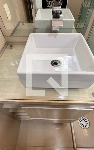 Apartamento à venda com 70m², 2 quartos e 1 vaga Apartamento à venda com 70m², 2 quartos e 1 vagaBanheiro da Suíte