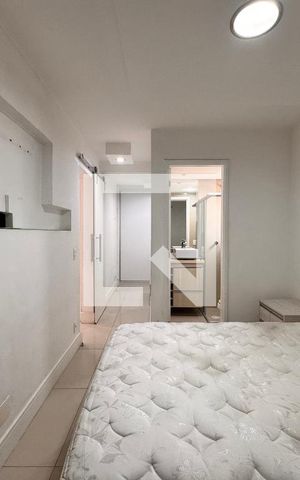 Apartamento à venda com 70m², 2 quartos e 1 vaga Apartamento à venda com 70m², 2 quartos e 1 vagaSuíte