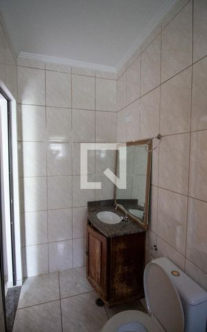 Casa de condomínio à venda com 90m², 3 quartos e 2 vagasBanheiro / Suíte