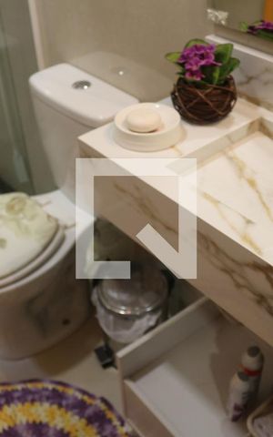 Casa à venda com 185m², 3 quartos e 5 vagasBanheiro da Suíte 2