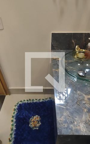 Casa à venda com 185m², 3 quartos e 5 vagas Casa à venda com 185m², 3 quartos e 5 vagasLavabo