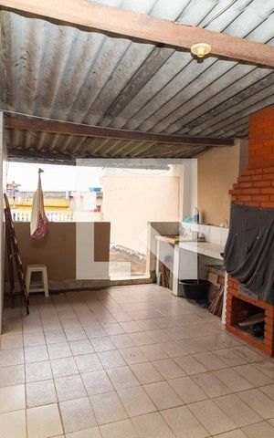 Casa à venda com 144m², 2 quartos e 3 vagas Casa à venda com 144m², 2 quartos e 3 vagasChurrasqueira