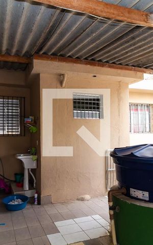 Casa à venda com 144m², 2 quartos e 3 vagas Casa à venda com 144m², 2 quartos e 3 vagasChurrasqueira