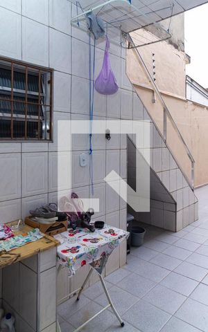 Casa à venda com 144m², 2 quartos e 3 vagas Casa à venda com 144m², 2 quartos e 3 vagasÁrea de Serviço