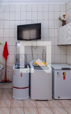 Casa à venda com 144m², 2 quartos e 3 vagas Casa à venda com 144m², 2 quartos e 3 vagasÁrea de Serviço