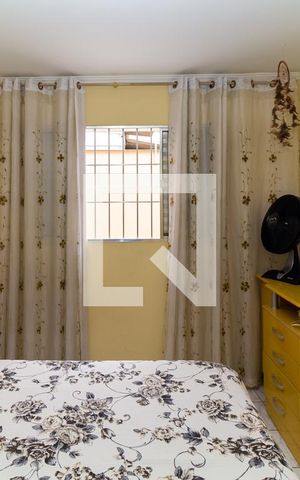 Casa à venda com 144m², 2 quartos e 3 vagas Casa à venda com 144m², 2 quartos e 3 vagasQuarto 1