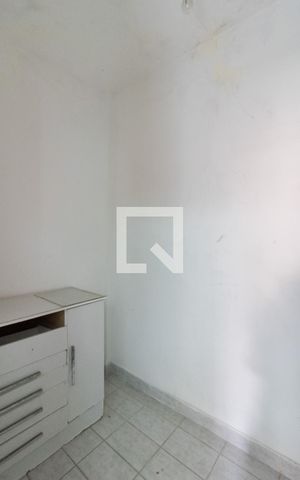 Casa à venda com 85m², 3 quartos e 1 vaga Casa à venda com 85m², 3 quartos e 1 vagaQuarto de Serviço