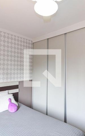 Casa à venda com 150m², 4 quartos e 2 vagasSuíte