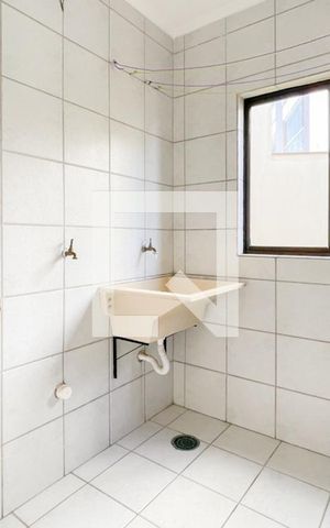 Casa para alugar com 100m², 2 quartos e 1 vaga Casa para alugar com 100m², 2 quartos e 1 vagaÁrea de Serviço