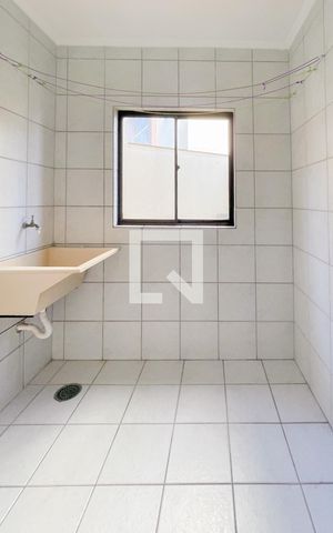 Casa para alugar com 100m², 2 quartos e 1 vaga Casa para alugar com 100m², 2 quartos e 1 vagaÁrea de Serviço