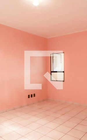 Casa para alugar com 100m², 2 quartos e 1 vaga Casa para alugar com 100m², 2 quartos e 1 vagaSala