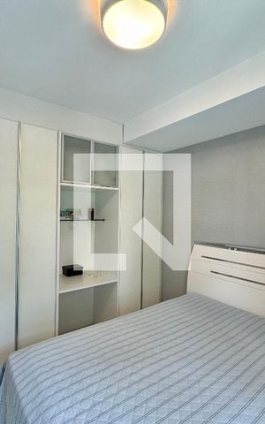 Apartamento à venda com 220m², 4 quartos e 3 vagas Apartamento à venda com 220m², 4 quartos e 3 vagasSuíte 3