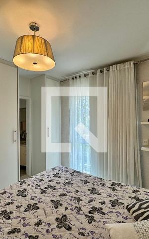 Apartamento à venda com 220m², 4 quartos e 3 vagas Apartamento à venda com 220m², 4 quartos e 3 vagasSuíte 2