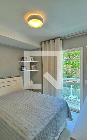 Apartamento à venda com 220m², 4 quartos e 3 vagas Apartamento à venda com 220m², 4 quartos e 3 vagasSuíte 3