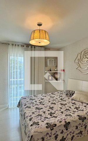 Apartamento à venda com 220m², 4 quartos e 3 vagas Apartamento à venda com 220m², 4 quartos e 3 vagasSuíte 2