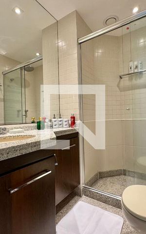 Apartamento à venda com 220m², 4 quartos e 3 vagas Apartamento à venda com 220m², 4 quartos e 3 vagasBanheiro da Suíte 3