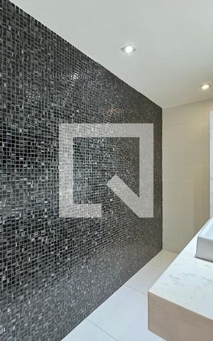 Apartamento à venda com 220m², 4 quartos e 3 vagas Apartamento à venda com 220m², 4 quartos e 3 vagasÁrea comum