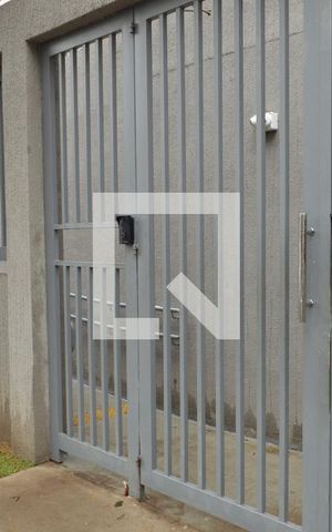 Apartamento para alugar com 35m², 2 quartos e 1 vagaFachada + Plaquinha