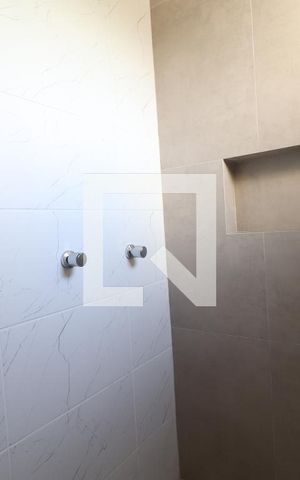 Casa à venda com 112m², 3 quartos e 2 vagasBanheiro